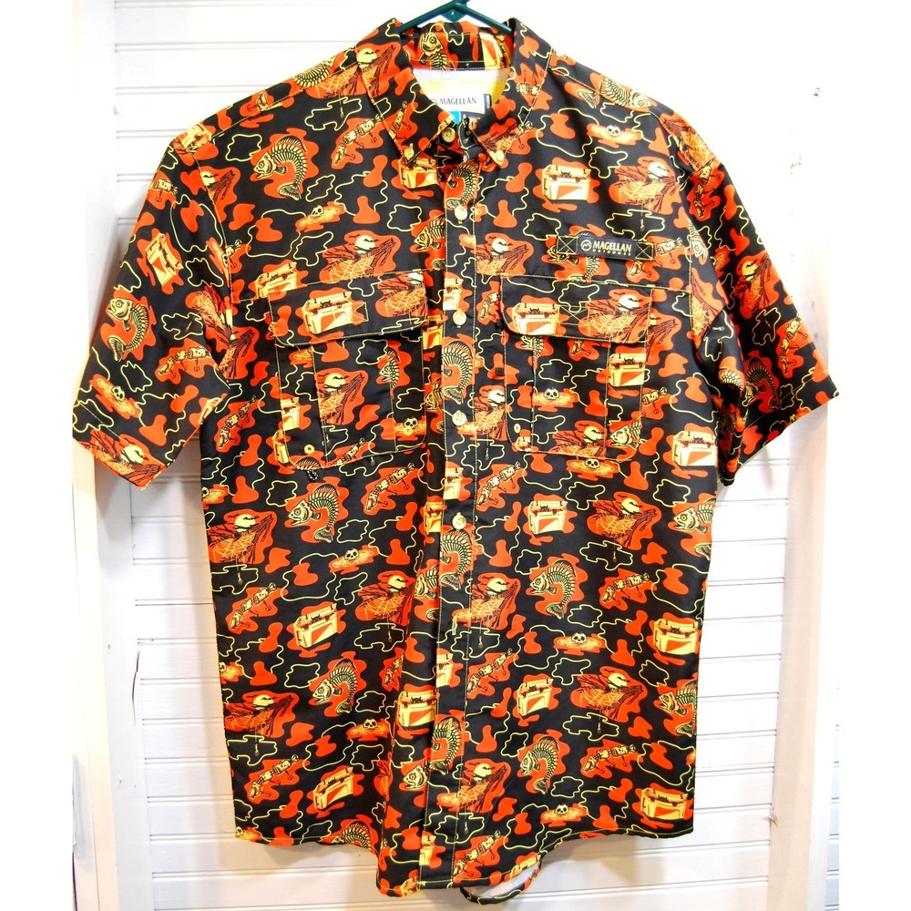 Magellan Halloween Fishing Shirt Men's Small Nwot Laguna Madre Spooky Aop